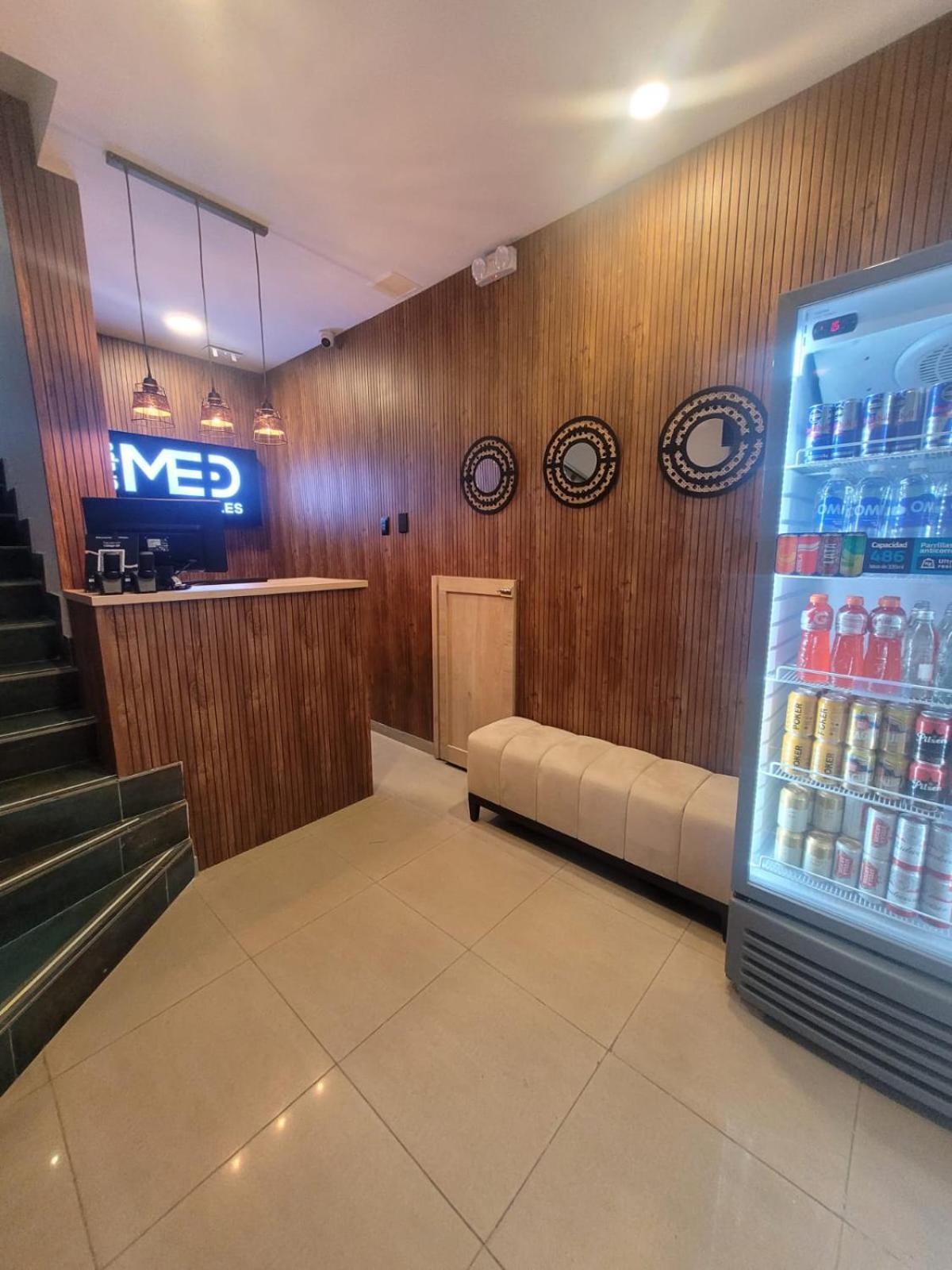 Hotel Med 33 Медельин Экстерьер фото